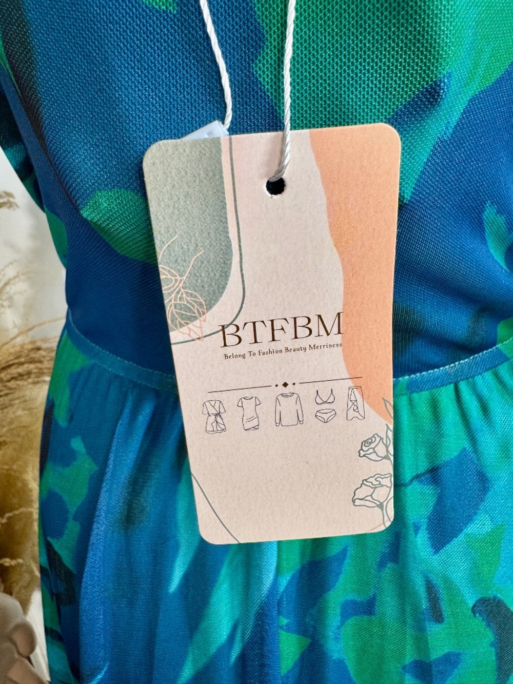 GREEN AND BLUE FLORAL MAXI DRESS WITH ADJUSTABLE SHOULDER STRAPS SIZE MEDIUM - Picture 10 of 13